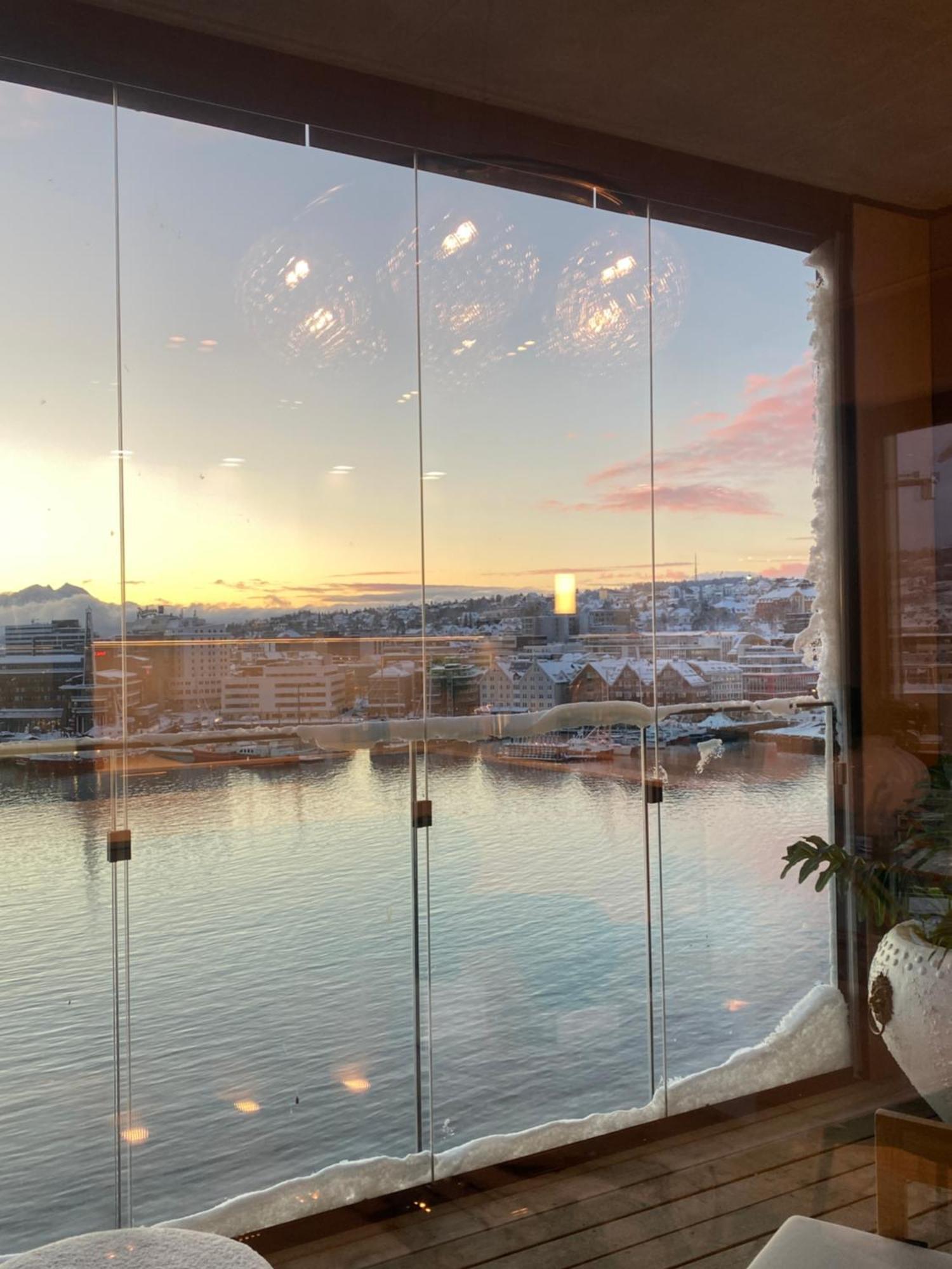 Vindlys Luxury Penthouse Apartment 트롬쇠 외부 사진